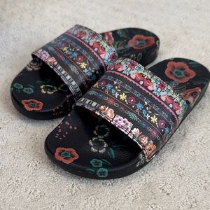 Johnny Was Arden Pool Slide Sandal 7M